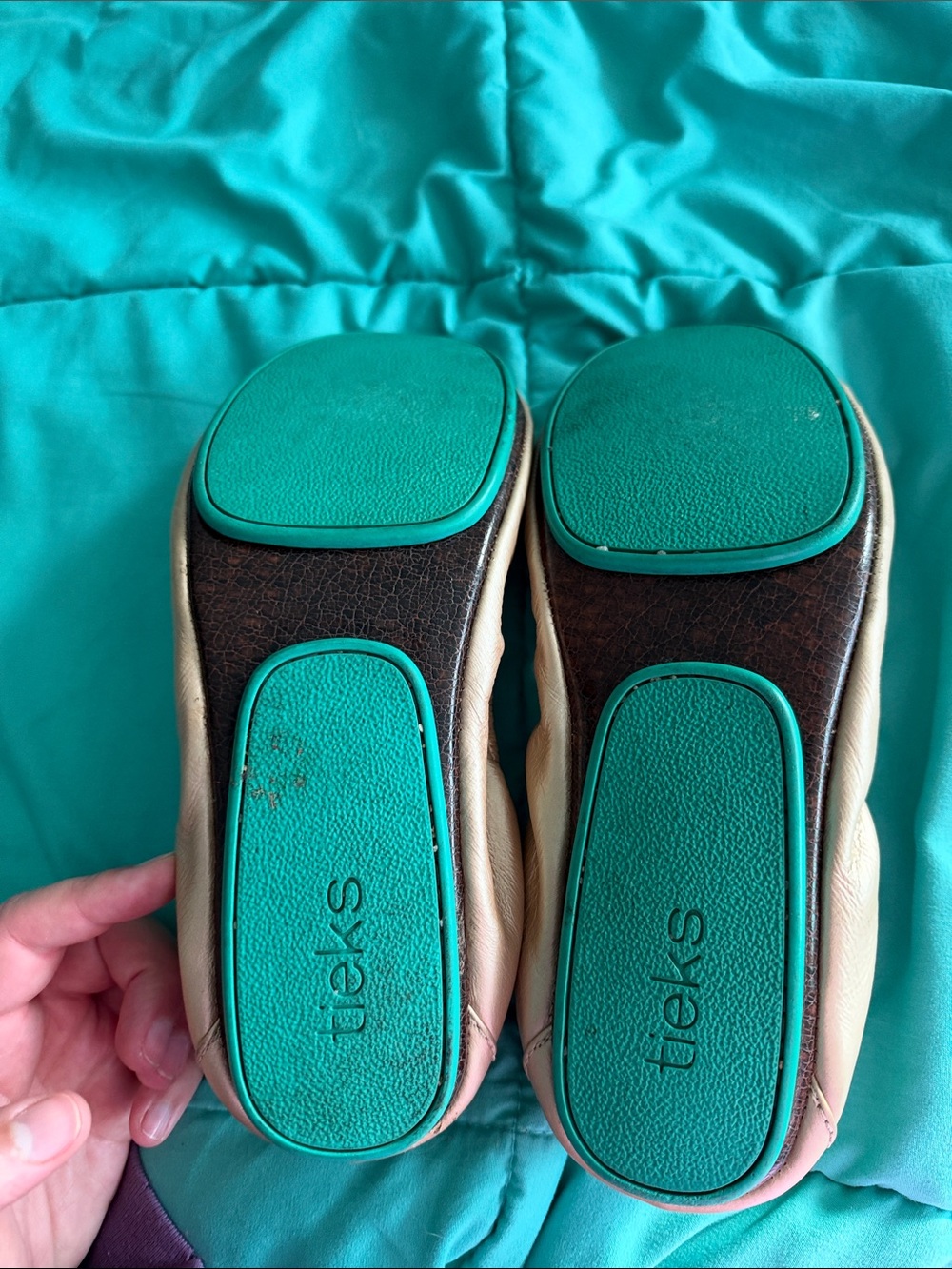 GUC Metallic Champagne Tieks (EXCLUSIVE 2016 Black Friday release), size 9 - Picture 12 of 14